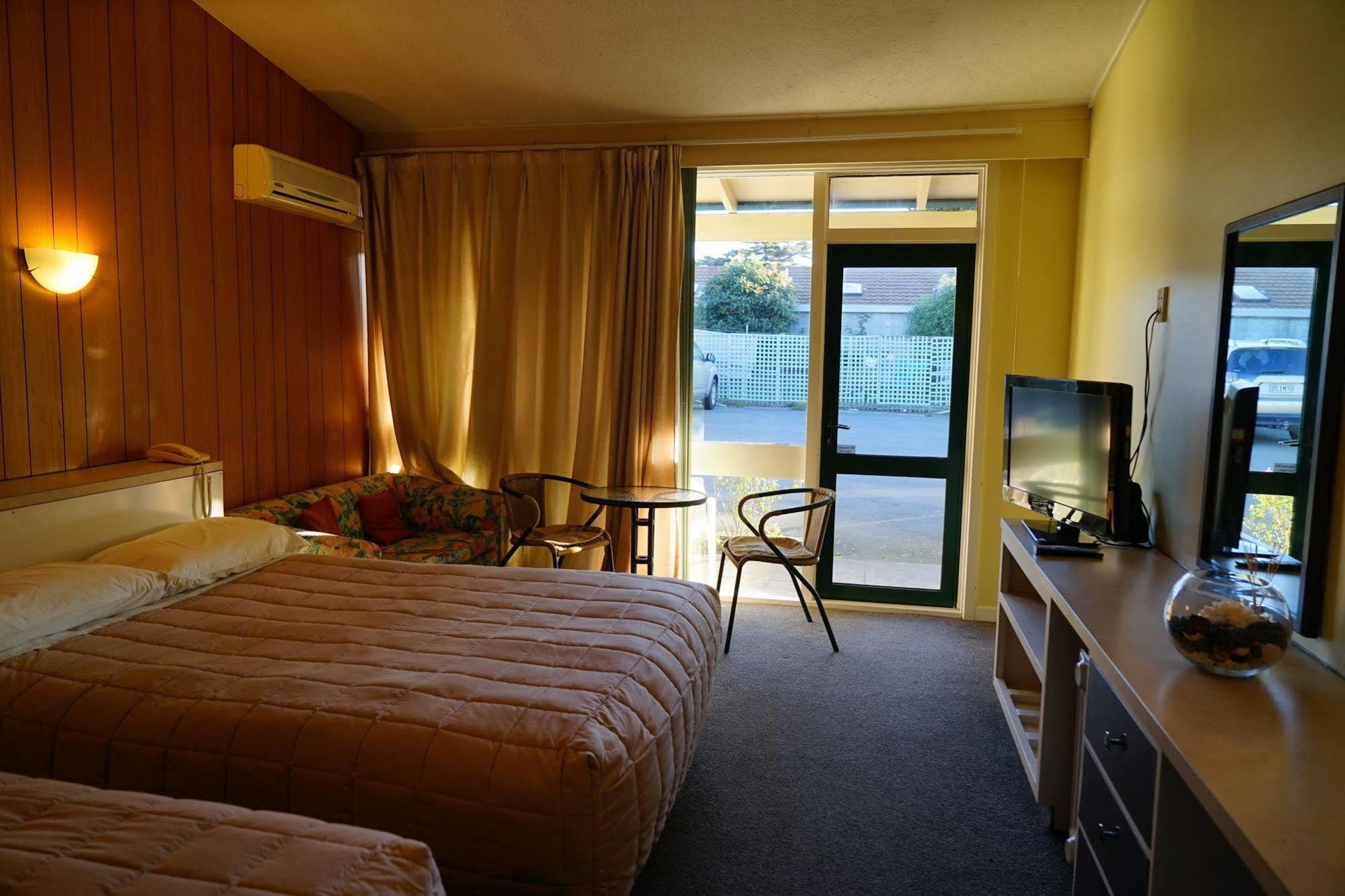 Tui Lodge Motel Christchurch Exterior photo